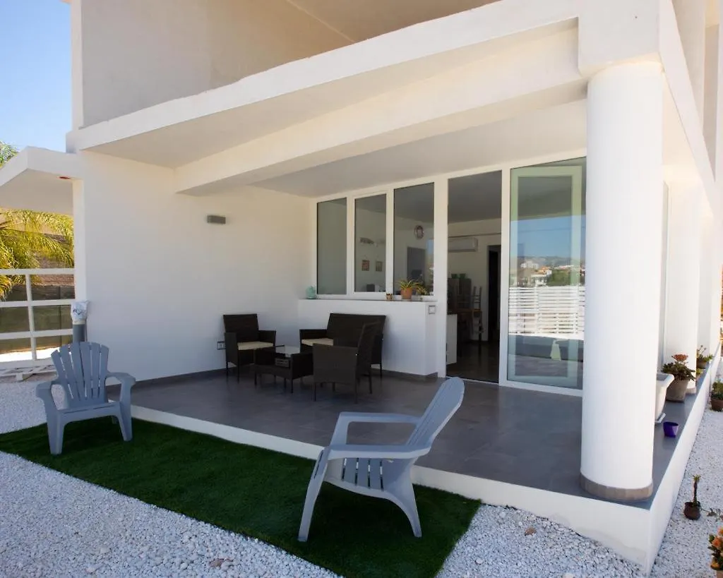 White House Villa Avola