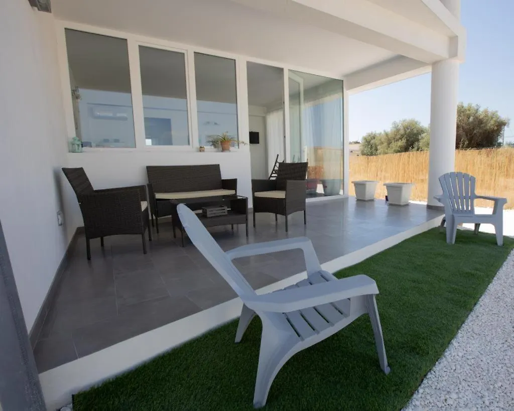 White House Villa Avola 0*,